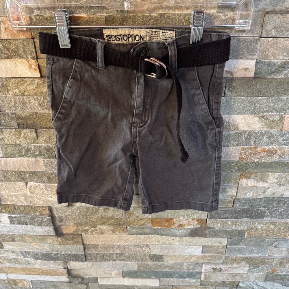 Boys gray shorts